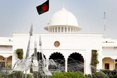 রাষ্ট্রপতির সঙ্গে সাক্ষাৎ করতে বঙ্গভবনে সিইসি