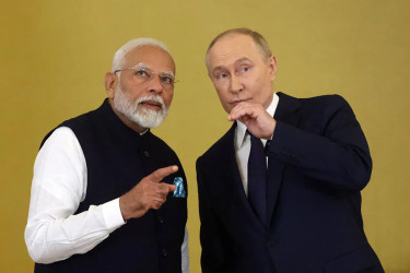 এতো কিছু দিয়েও পুতিনের মন গলাতে পারেননি মোদি?