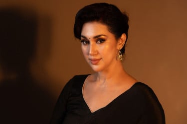 শাকিবের সিনেমা ছাড়া প্রোডাকশন হাউসগুলো আগ্রহ দেখায় না: অপু