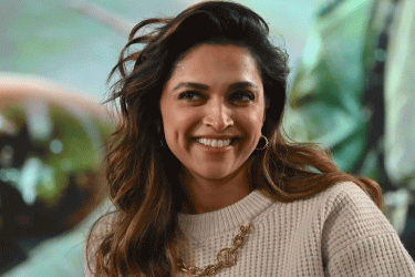 প্রথমবার ভিকির সঙ্গে দীপিকা