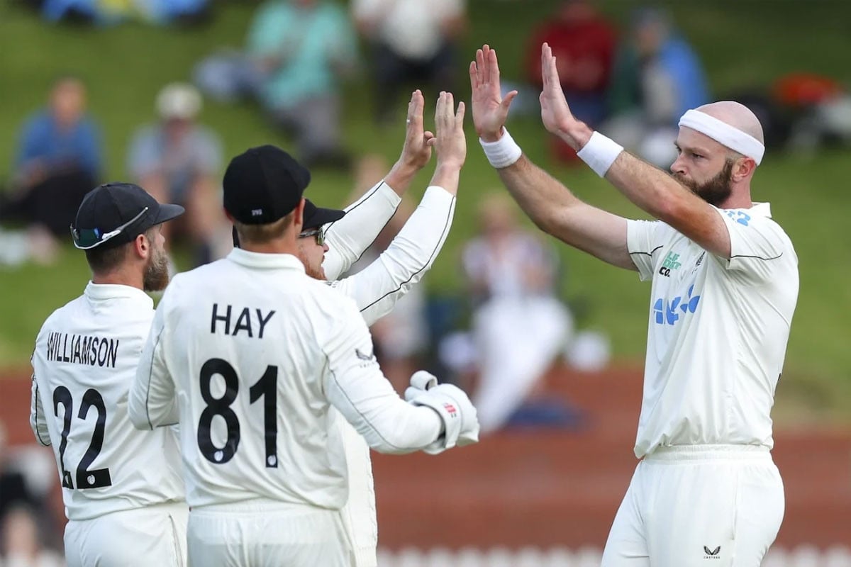 ওয়েলিংটনে দ্বিতীয় দিন শেষে এগিয়ে নিউজিল্যান্ড