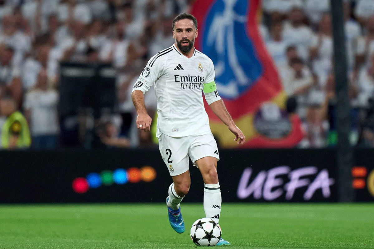 রিয়ালের তিন ফুটবলার ২ ম্যাচ নিষিদ্ধ