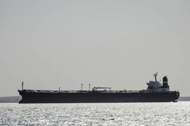 ভেনেজুয়েলা উপকূলে ট্যাংকার জাহাজ জব্দ করল যুক্তরাষ্ট্র