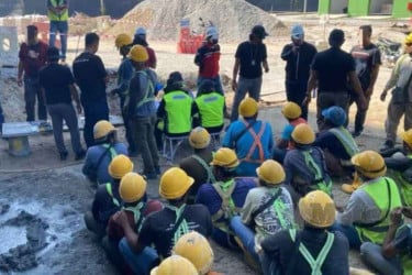 মালয়েশিয়ায় বাংলাদেশিসহ ৫৬ অভিবাসী গ্রেফতার