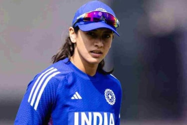 প্রকাশ্যে স্মৃতি মন্ধানা, মুখে শুধু একটিই ভালবাসার কথা