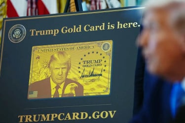 অর্থের বিনিয়মে যুক্তরাষ্ট্রে বসবাস ও কাজের অনুমতি দিচ্ছে ট্রাম্প প্রশাসন