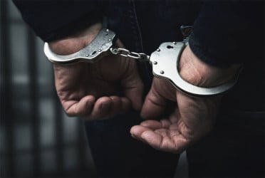 গজারিয়ায় যৌথ অভিযানে দুই মাদক ব্যবসায়ী গ্রেফতার