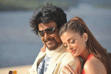 রম্যা নয়, ঐশ্বরিয়া রাইকে চেয়েছিলেন রজনীকান্ত