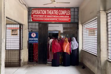 পুলিশের ফায়ারিং অনুশীলনে পথচারী গুলিবিদ্ধের অভিযোগ