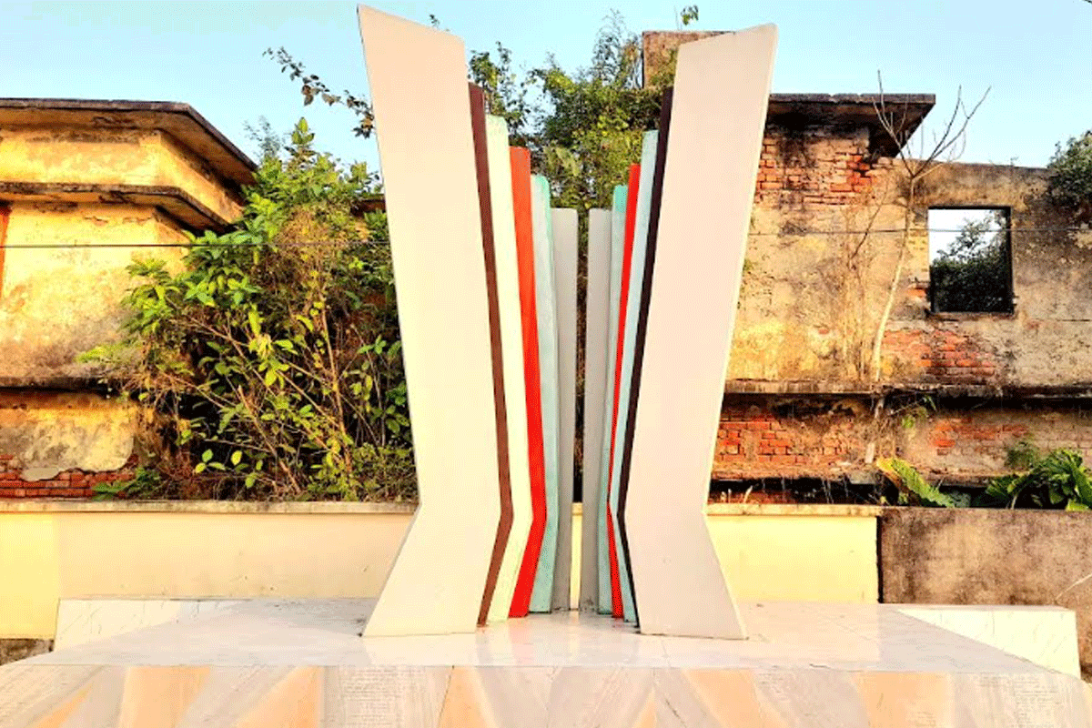 রামপালে বিজয় পতাকা উড়েছিল ১৩ ডিসেম্বর