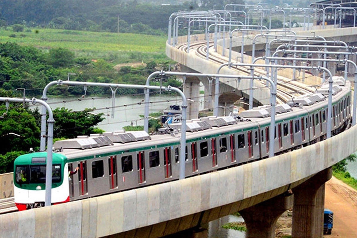 রাতেই চালু হচ্ছে মেট্রো রেল