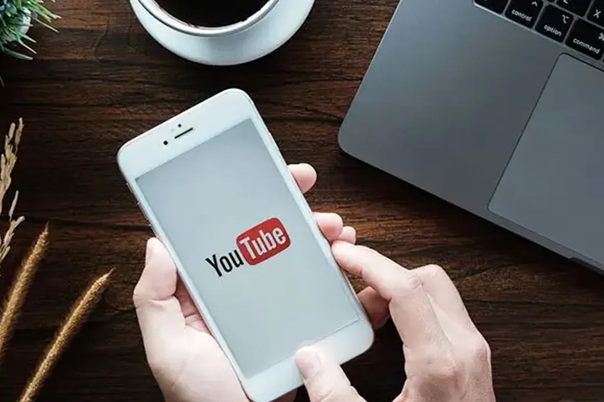 ইউটিউবে স্ক্রিন বন্ধ রেখে গান শুনবেন যেভাবে