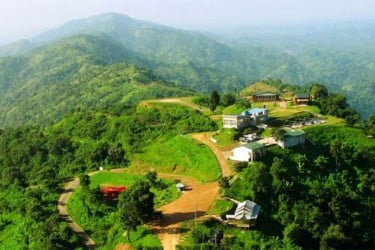 পাহাড়ে শান্তির স্বপ্ন, জটিল বাস্তবতা