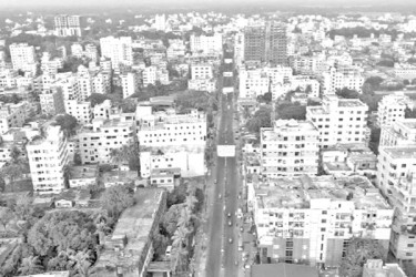 উদ্বেগ বাড়াচ্ছে বহুতল ভবন