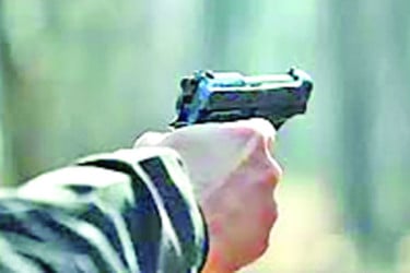 ব্ল্যাক ট্রায়াঙ্গেলের অস্ত্রে কাঁপছে চট্টগ্রাম