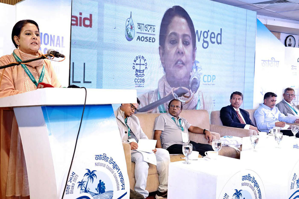 উপকূল বাঁচাতে বনায়ন ও কৃষি সংরক্ষণ জরুরি : পরিবেশ উপদেষ্টা