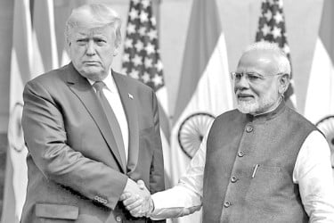 দ্বিপক্ষীয় সহযোগিতা নিয়ে মোদি-ট্রাম্পের ফোনালাপ
