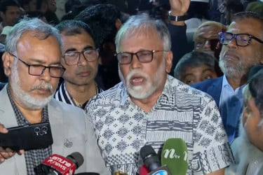 ৭২ ঘণ্টা অতি ঝুঁকিপূর্ণ, হাদির ব্রেইন স্টেম ক্ষতিগ্রস্ত : বিশেষ সহকারী