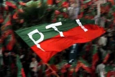 রাজনৈতিক কমিটি পুনর্গঠন করল পিটিআই