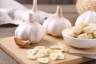 কাঁচা রসুন খাওয়ার উপকারিতা
