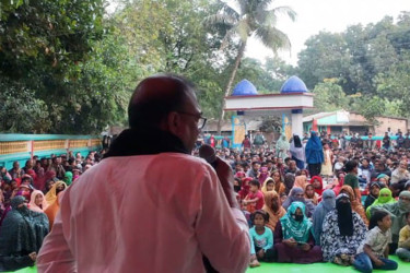 অশুভ শক্তির বিরুদ্ধে রুখে দাঁড়াতে হবে: তৃপ্তি