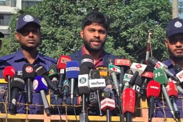 খুব অভিজ্ঞ না হলে এভাবে গুলি করা সম্ভব নয়: চিকিৎসক আব্দুল আহাদ