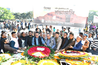 শহিদ বুদ্ধিজীবীদের প্রতি জাতীয় বিশ্ববিদ্যালয় উপাচার্যের শ্রদ্ধা