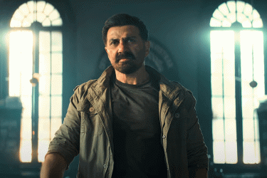 নতুন রূপে ফিরছেন সানি দেওল