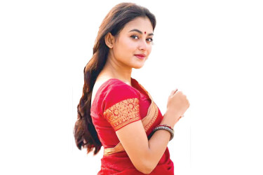 তটিনীর স্বপ্নচোখ