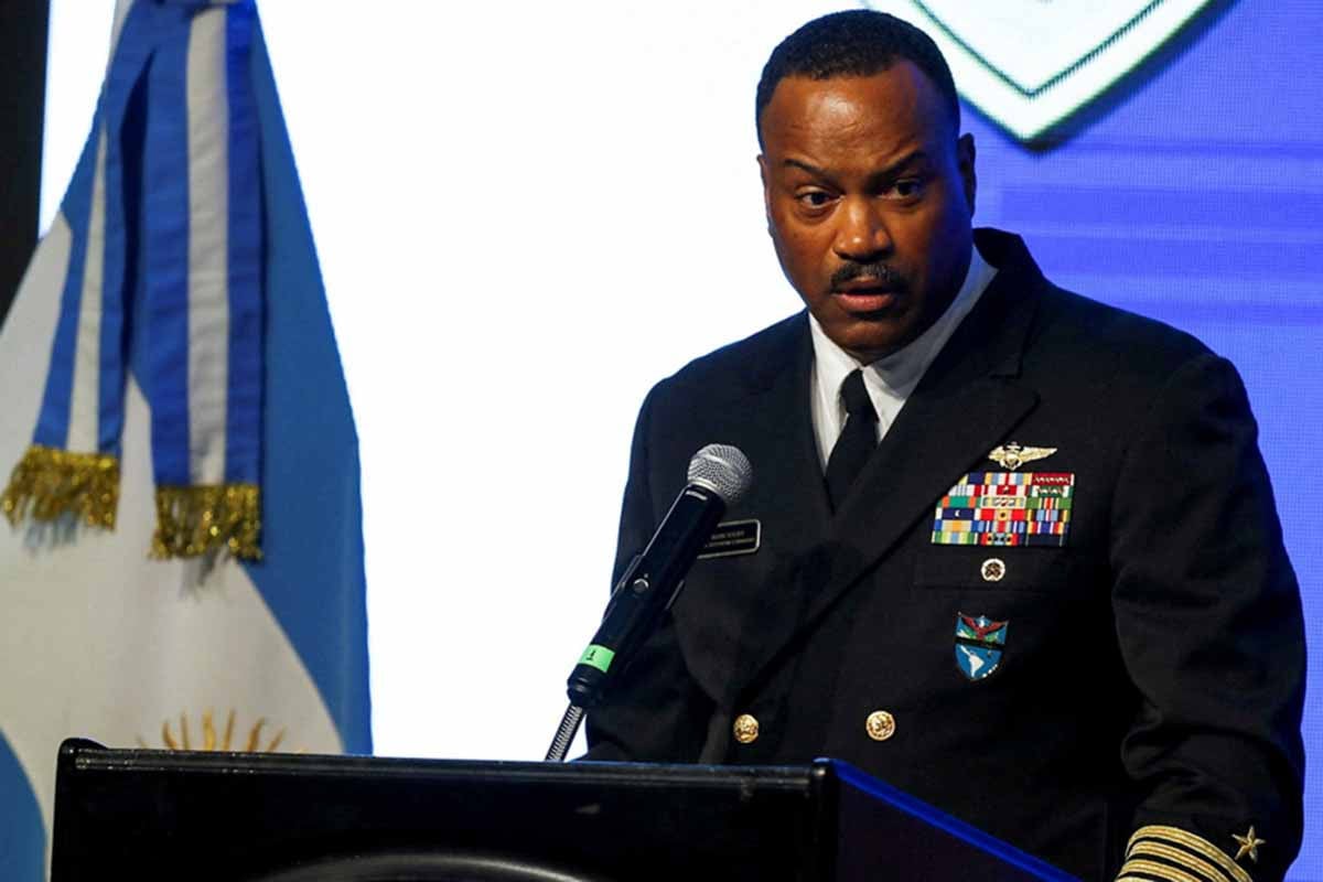 লাতিন আমেরিকায় মার্কিন বাহিনীর নেতৃত্বে থাকা অ্যাডমিরালের পদত্যাগ