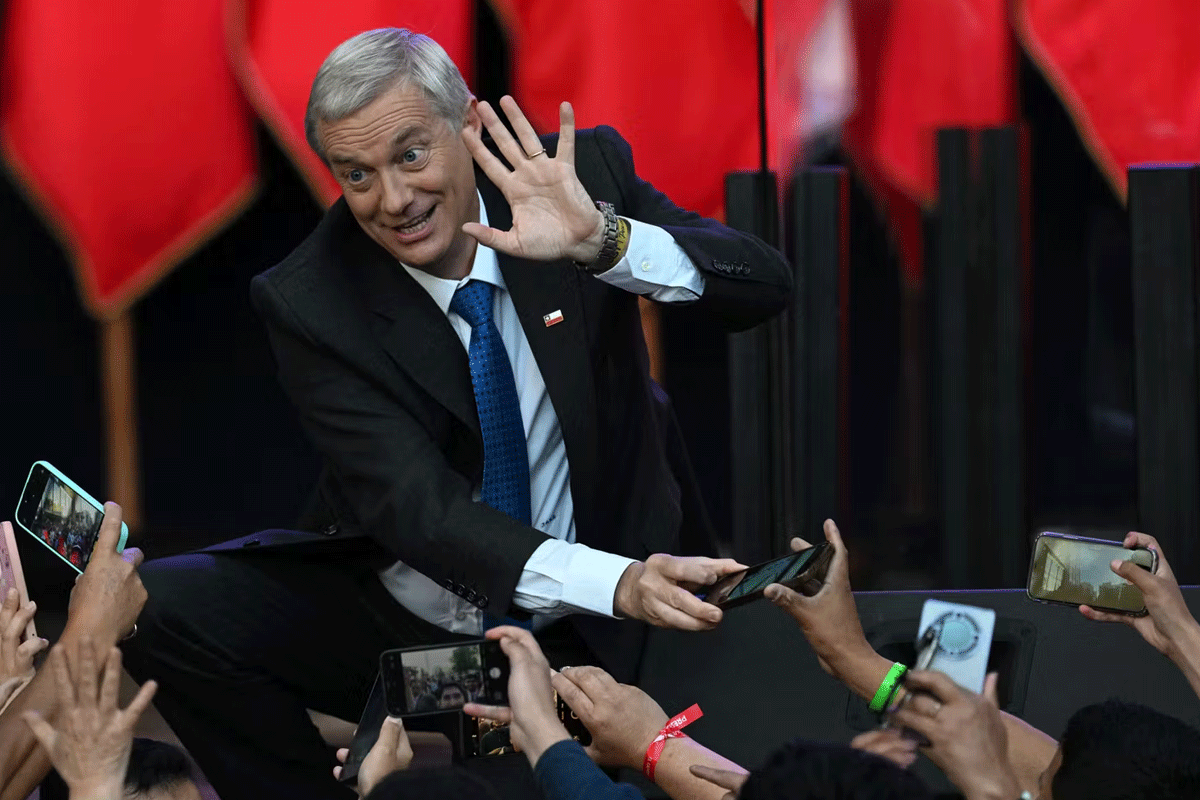 চিলির নতুন প্রেসিডেন্ট হলেন ডানপন্থি কাস্ত