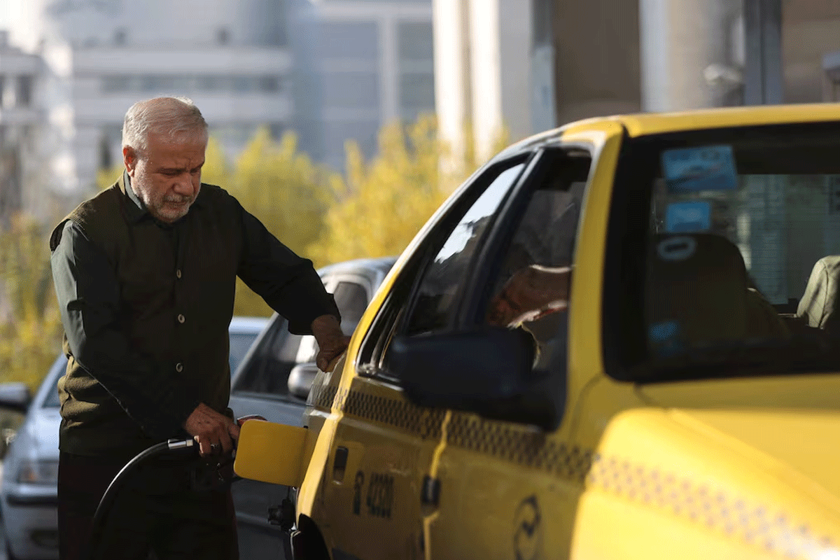 জ্বালানির তেলের দাম বাড়ল ইরান