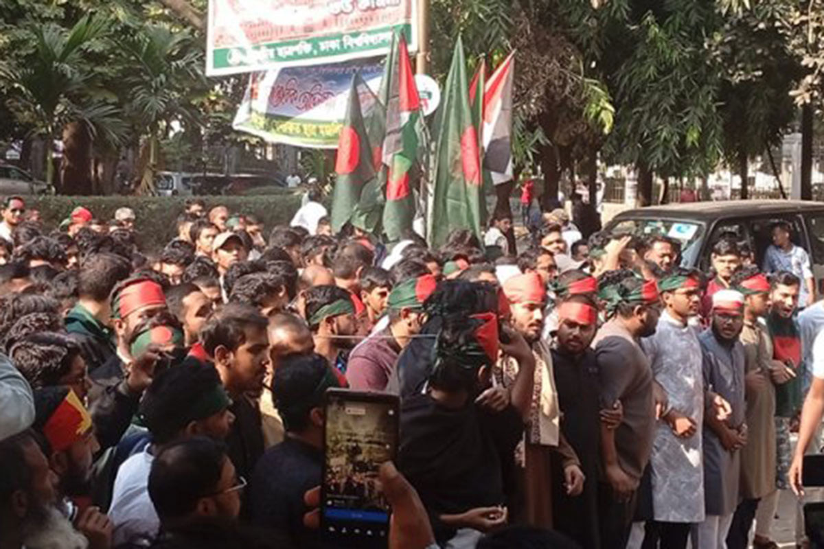 স্বরাষ্ট্র উপদেষ্টার কার্যালয় ঘেরাও কর্মসূচিতে পুলিশের বাধা