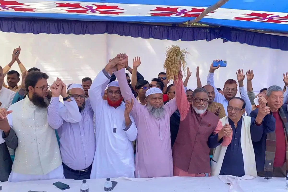 মুন্সীগঞ্জে বিএনপির প্রার্থীকে মনোনয়নবঞ্চিত নেতাদের আনুষ্ঠানিক সমর্থন