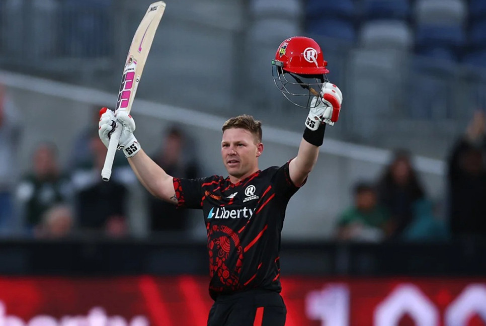 ১২ মৌসুম অপেক্ষার পর সেঞ্চুরির দেখা পেল দল