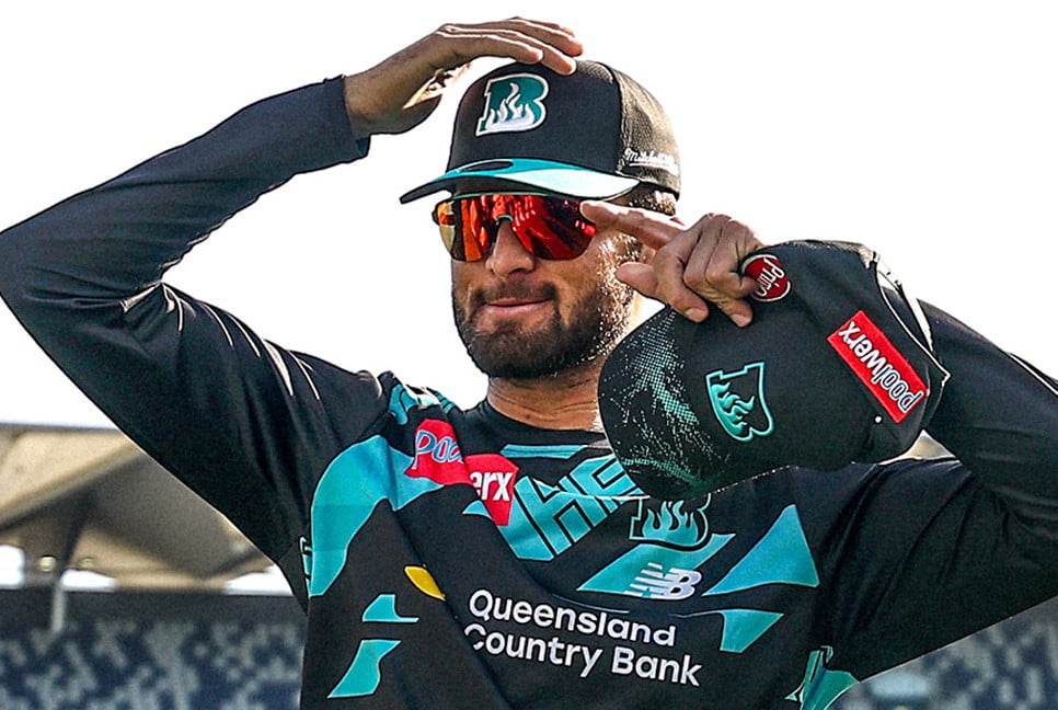 বিগ ব্যাশে ওভারের মাঝপথে বোলিং থেকেও সরতে হলো আফ্রিদির