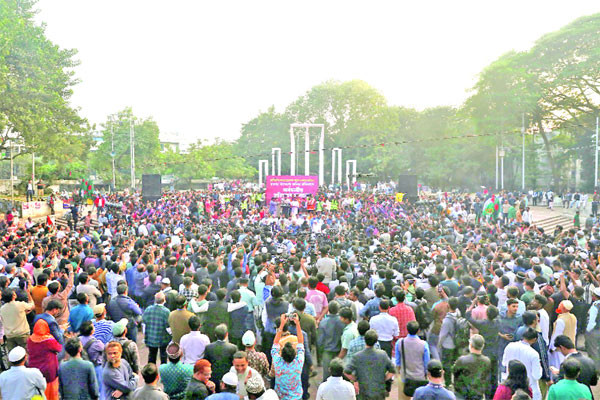 হাদির ওপর গুলিতে আক্রান্ত বাংলাদেশ