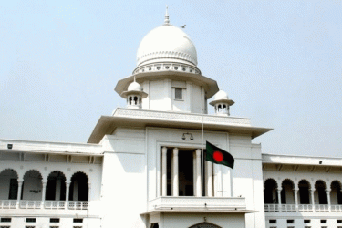 আজ থেকে সুপ্রিম কোর্টের এজলাসে প্রবেশ সীমিত