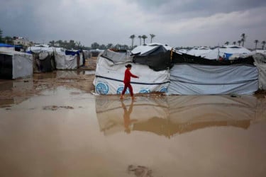 গাজায় ভারী বৃষ্টিতে ২৪ ঘণ্টায় ১০ জনের মৃত্যু: ডব্লিউএইচও