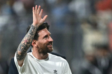 মেসির সঙ্গে দেখা করতে চাইলে লাগবে কোটি টাকা