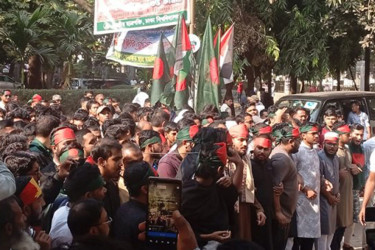 স্বরাষ্ট্র উপদেষ্টার কার্যালয় ঘেরাও কর্মসূচিতে পুলিশের বাধা