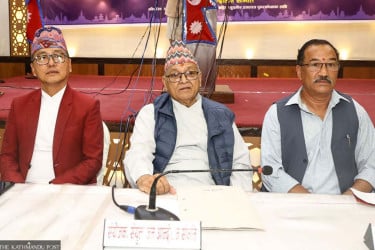 রাজতন্ত্র ফেরাতে নেপালে একীভূত হচ্ছে দুই দল