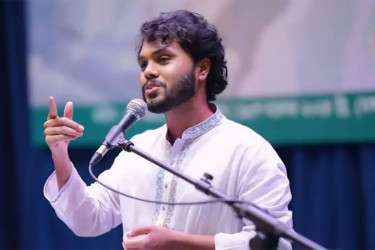 হাদিকে বহনকারী এয়ার অ্যাম্বুলেন্স পৌঁছেছে সিঙ্গাপুর