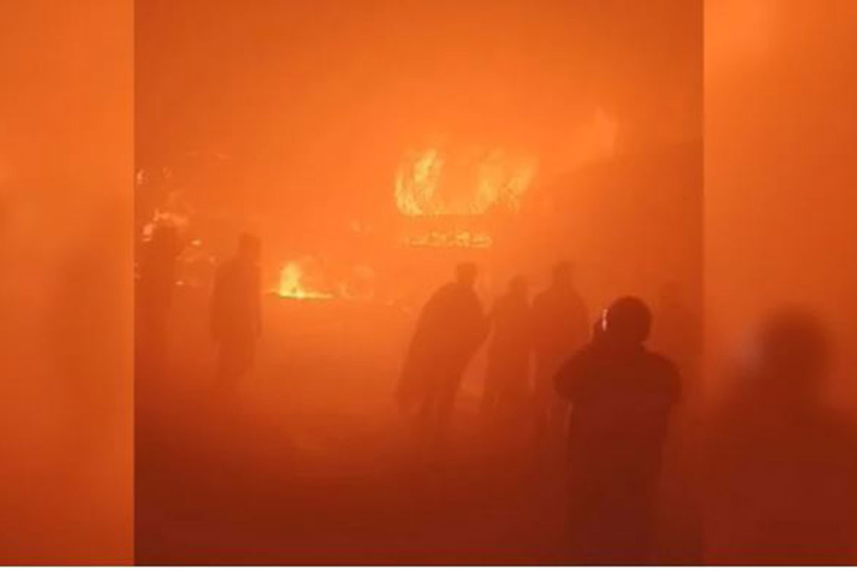 দিল্লি-আগ্রা এক্সপ্রেসওয়েতে একসঙ্গে ১০ যানবাহনের সংঘর্ষ, কয়েকটি গাড়িতে আগুন