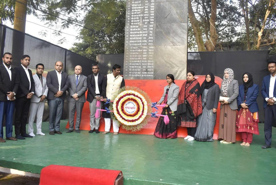 যথাযথ মর্যাদায় মানিকগঞ্জে মহান বিজয় দিবস পালিত