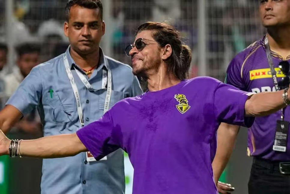 আইপিএল নিলাম: সবচেয়ে বেশি টাকা কেকেআর'র, অন্য দলের হাতে কত?