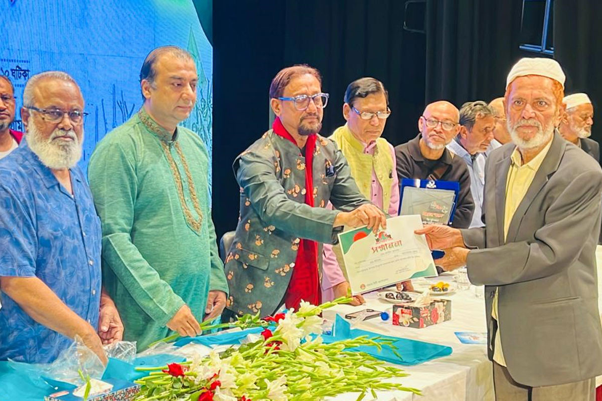 ১১০ জন বীর মুক্তিযোদ্ধাকে সংবর্ধনা দিলো চসিক