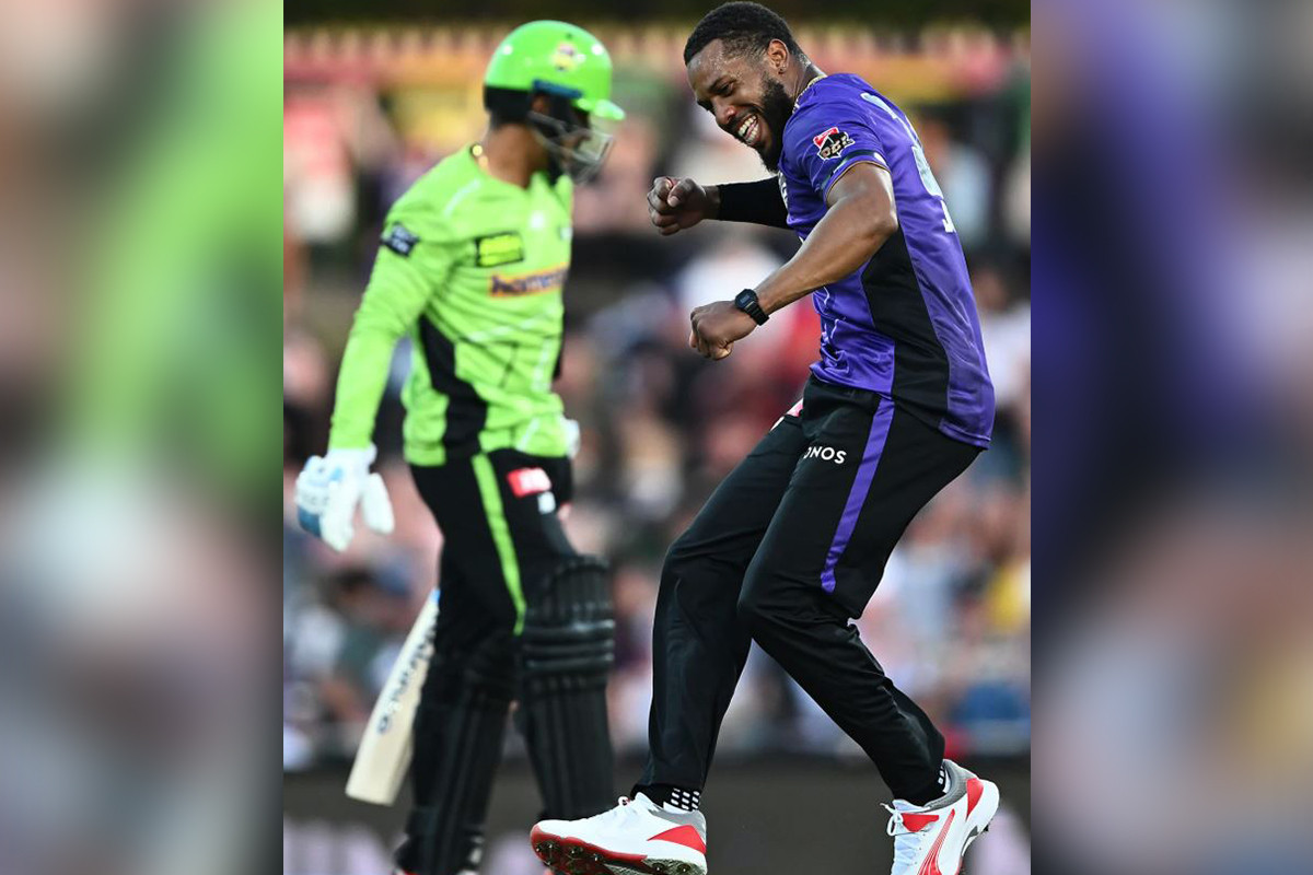 রিশাদের অভিষেক ম্যাচে জয় পেল হোবার্ট হারিকেন্স