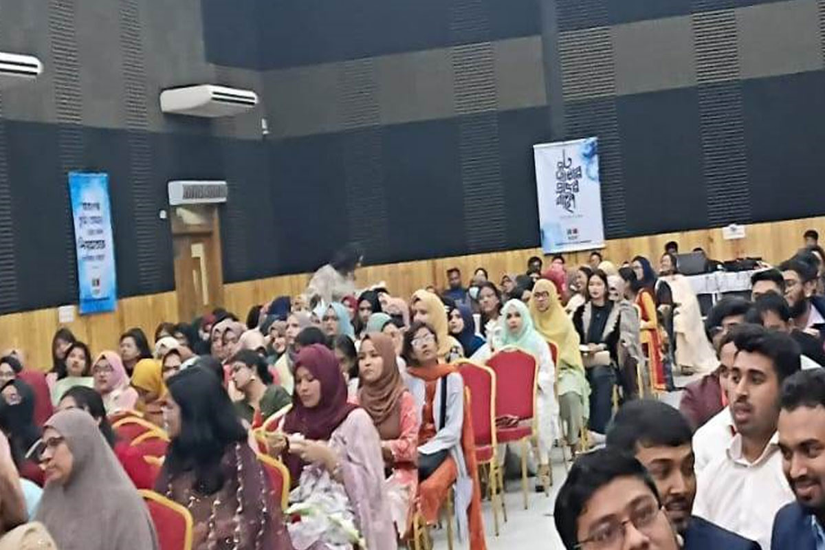 চট্টগ্রামে নবীন চিকিৎসকদের নিয়ে ‘ক্যারিয়ার ডিজাইন প্রোগ্রাম’ অনুষ্ঠিত