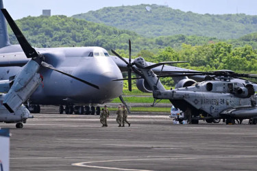 প্রশান্ত মহাসাগরে তিন জাহাজে মার্কিন হামলা, নিহত ৮